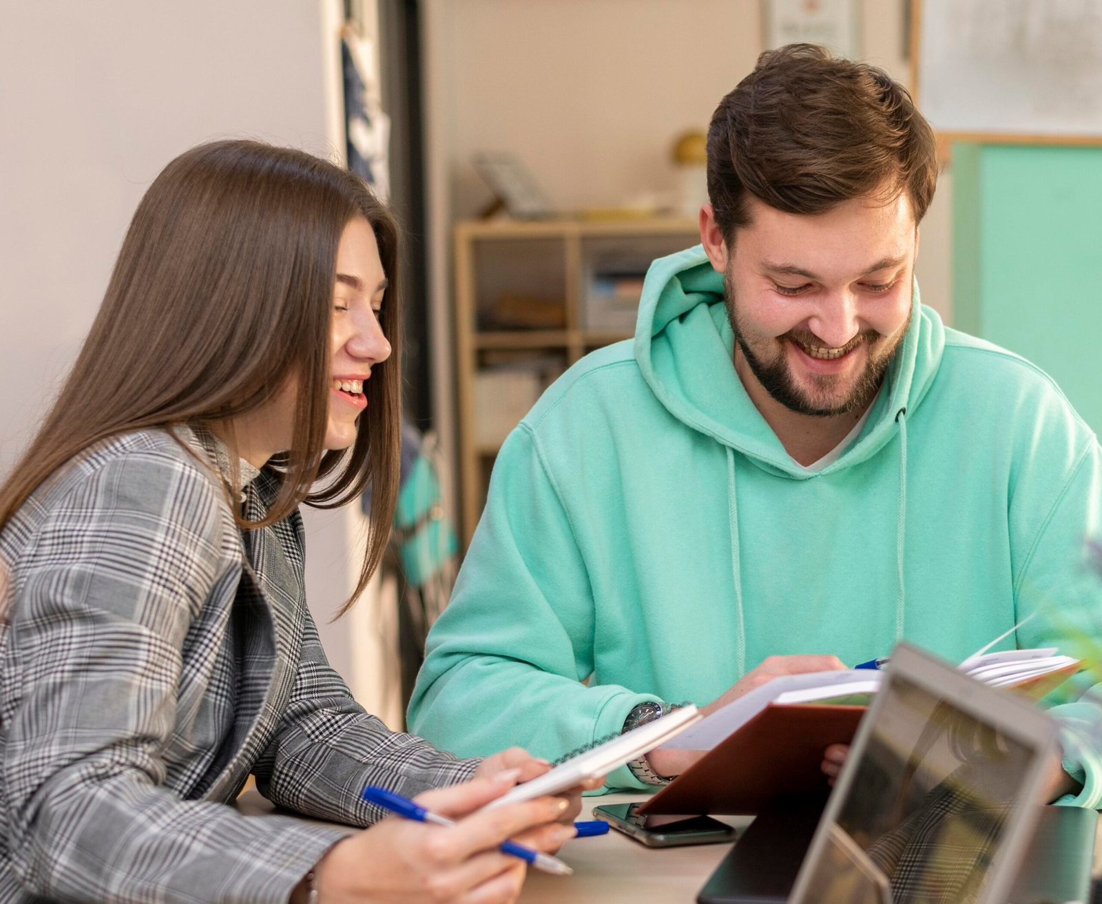 iCollege Barcelona Tutors